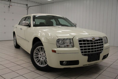 2010 Chrysler 300  Touring