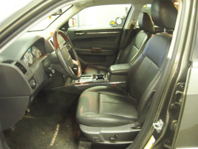 2009 Chrysler 300  Limited