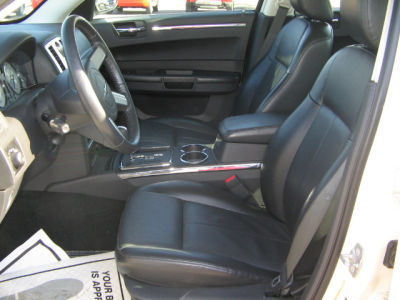 2009 Chrysler 300  Touring