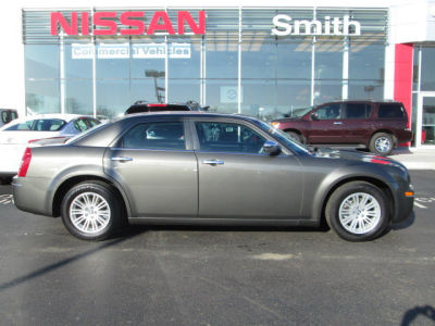 2010 Chrysler 300  Touring