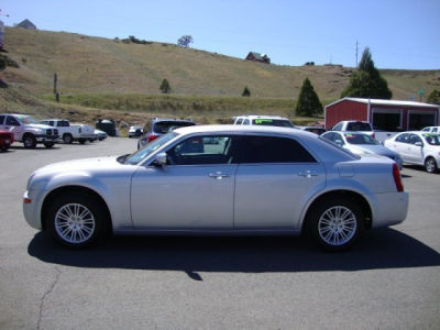 2010 Chrysler 300  Touring