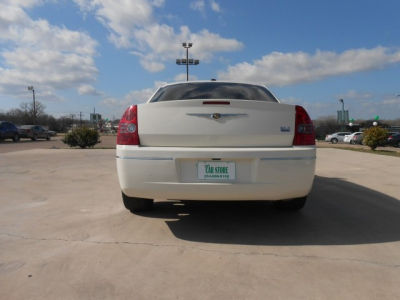 2010 Chrysler 300  Touring