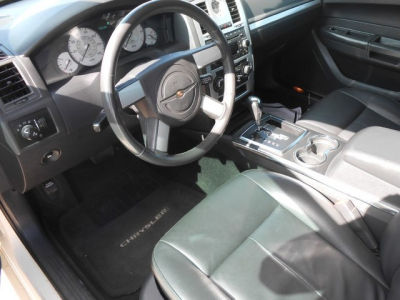 2010 Chrysler 300  Touring