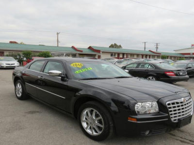 2010 Chrysler 300  Touring/Signature Series