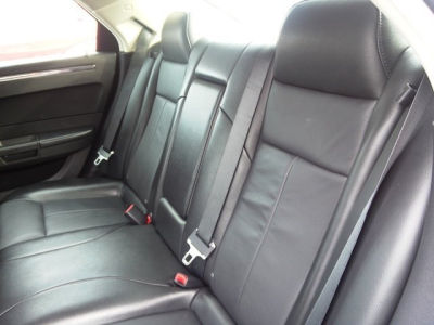 2010 Chrysler 300  Touring