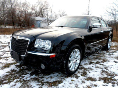 2010 Chrysler 300  Limited