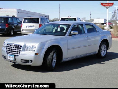 2010 Chrysler 300  Touring