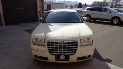 2010 Chrysler 300  Touring Signature