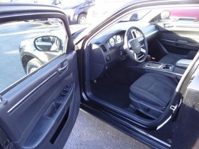 2010 Chrysler 300  Touring