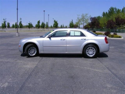 2010 Chrysler 300  Touring