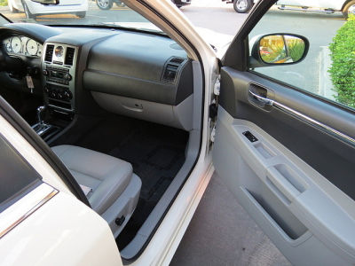 2006 Chrysler 300  Touring