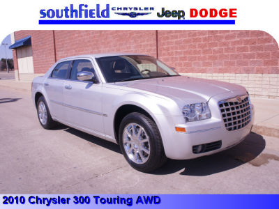 2010 Chrysler 300  Touring/Signature Series