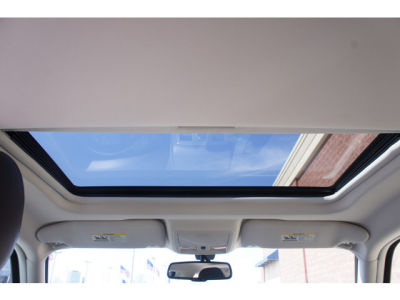 2010 Chrysler 300  Touring/Signature Series