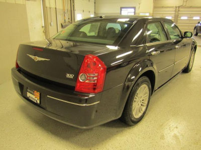 2010 Chrysler 300 Touring