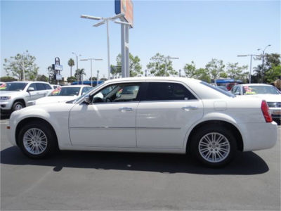 2010 Chrysler 300  Touring