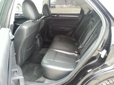 2010 Chrysler 300  Touring