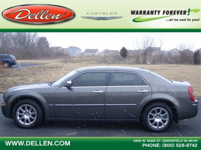 2010 Chrysler 300  Touring