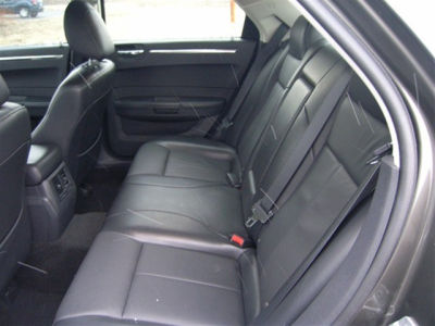 2010 Chrysler 300  Touring