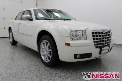 2010 Chrysler 300  Touring/Signature Series