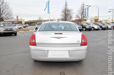 2010 Chrysler 300  Touring