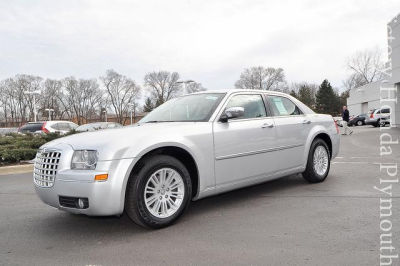 2010 Chrysler 300  Touring