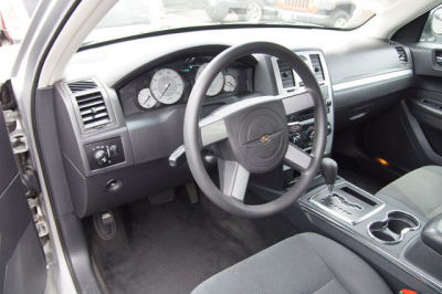 2010 Chrysler 300  Touring