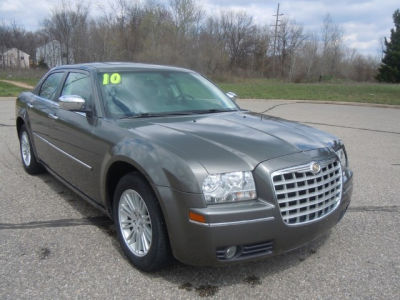 2010 Chrysler 300  Touring