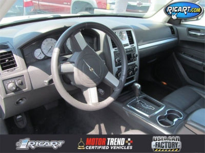 2010 Chrysler 300  Touring