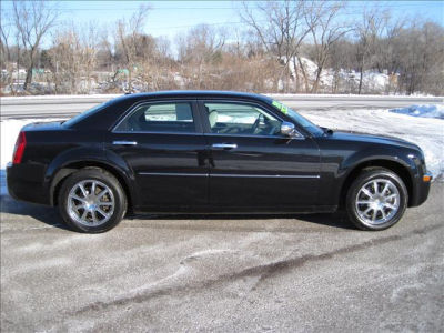 2010 Chrysler 300  Limited