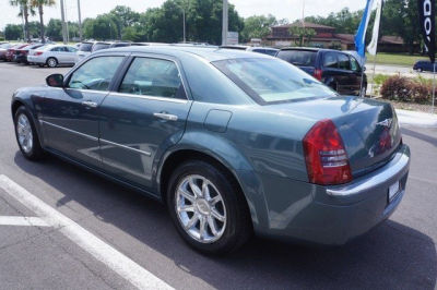 2005 Chrysler 300  300C