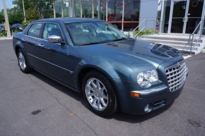 2005 Chrysler 300  300C
