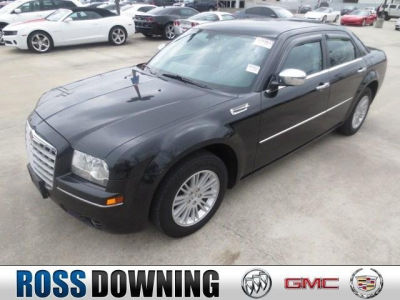 2010 Chrysler 300  Touring