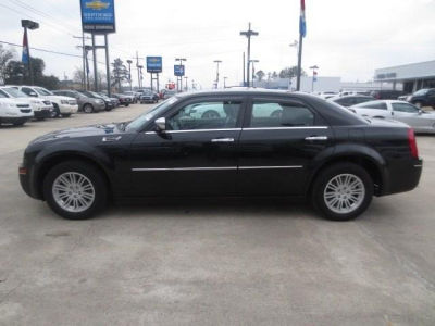 2010 Chrysler 300  Touring