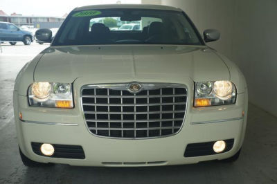 2010 Chrysler 300  Touring