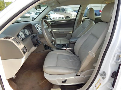 2010 Chrysler 300  Touring