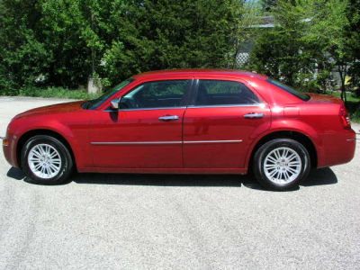 2010 Chrysler 300  Touring Plus