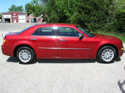 2010 Chrysler 300  Touring Plus