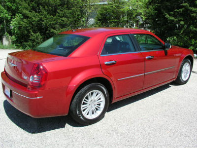 2010 Chrysler 300  Touring Plus