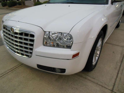 2010 Chrysler 300  Touring