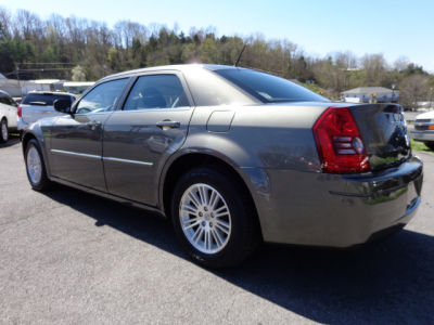 2008 Chrysler 300  LX