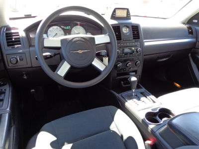 2008 Chrysler 300  LX