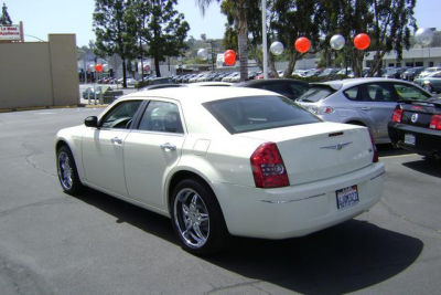 2010 Chrysler 300  Touring