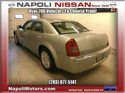 2005 Chrysler 300  Base