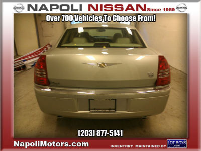 2005 Chrysler 300  Base