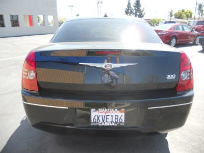 2010 Chrysler 300  Touring