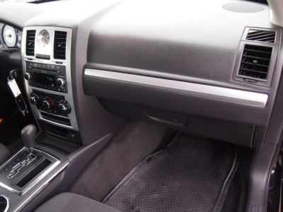 2010 Chrysler 300  Touring