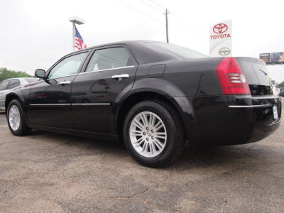 2010 Chrysler 300  Touring