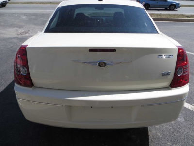 2010 Chrysler 300  Touring