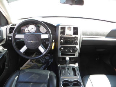 2010 Chrysler 300  Touring