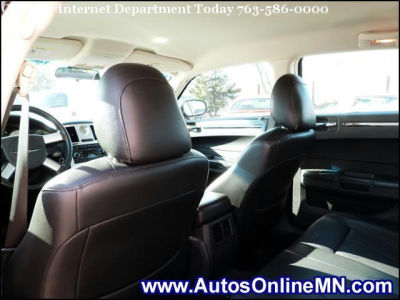 2010 Chrysler 300  Touring
